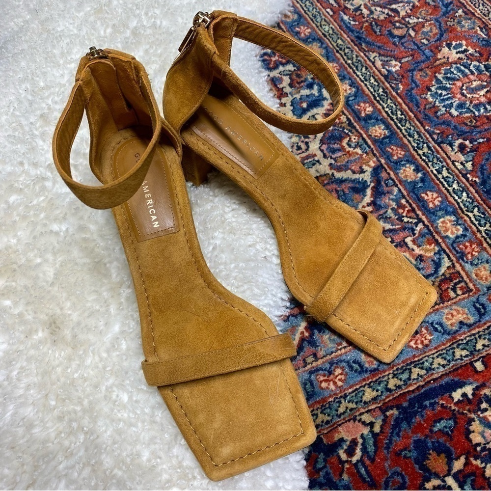 Good American Square Toe Suede Ankle Strap Block Heels Sandal Amber